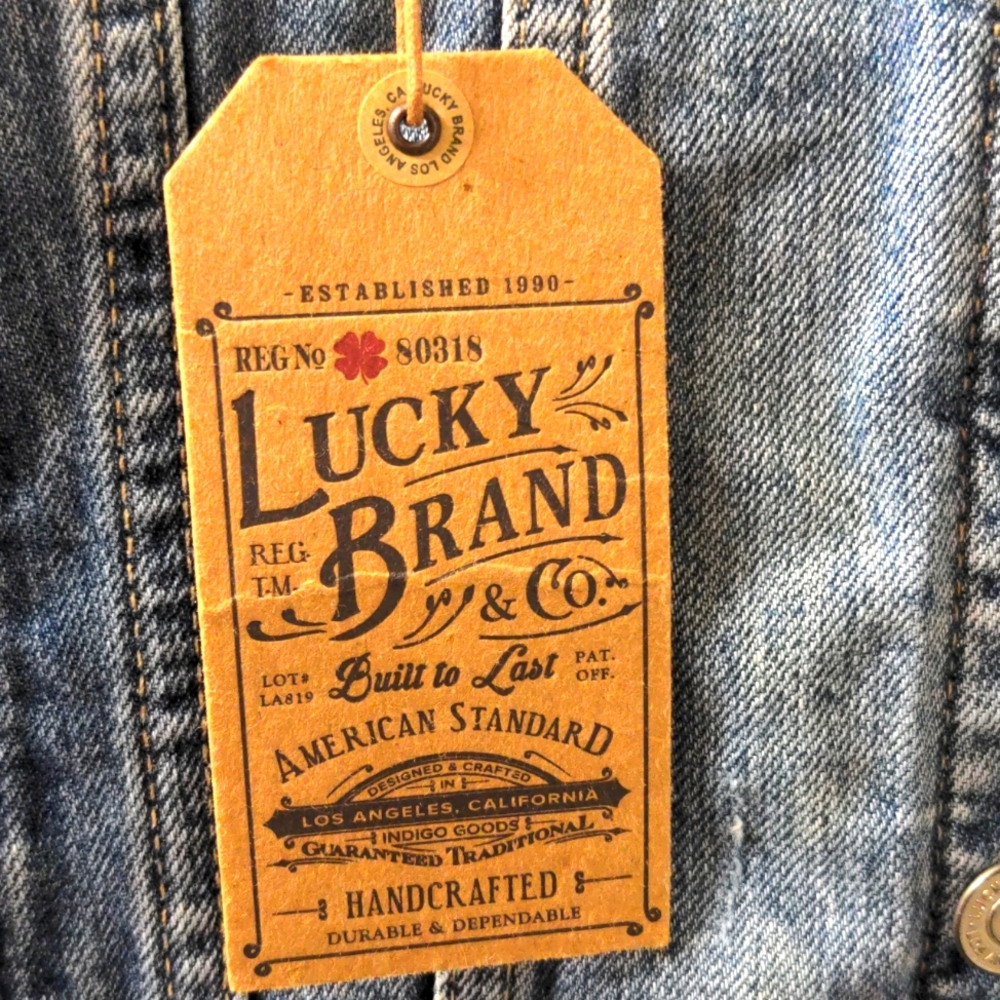 NWT ✨ Lucky Brand XS Distressed Designer Jean Jacket Blue Denim NEW WITH TAGS - Picture 2 of 5